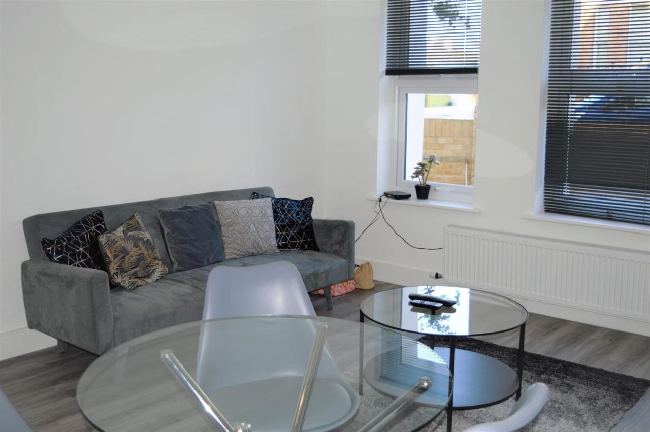 Cheriton Gardens 2 Bed Folkestone Villa Luaran gambar